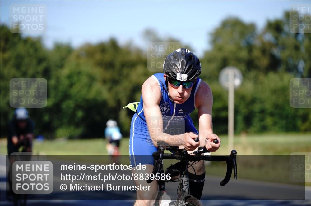 07.09.2025 - 19. Norderstedt Triathlon Michael Burmester http://msf.ph/oto/8839586 07.09.2025 14:44:18 Radfahren 967, 1032, 1508 meine-sportfotos.de