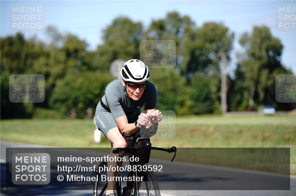 07.09.2025 - 19. Norderstedt Triathlon Michael Burmester http://msf.ph/oto/8839592 07.09.2025 14:44:19 Radfahren 967, 1032, 1508 meine-sportfotos.de