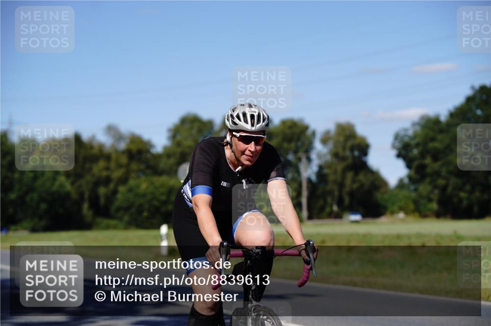 07.09.2025 - 19. Norderstedt Triathlon Michael Burmester http://msf.ph/oto/8839613 07.09.2025 14:44:40 Radfahren 987, 1509 meine-sportfotos.de