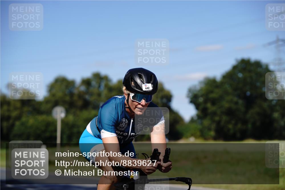 07.09.2025 - 19. Norderstedt Triathlon Michael Burmester http://msf.ph/oto/8839627 07.09.2025 14:44:49 Radfahren 442, 887 meine-sportfotos.de