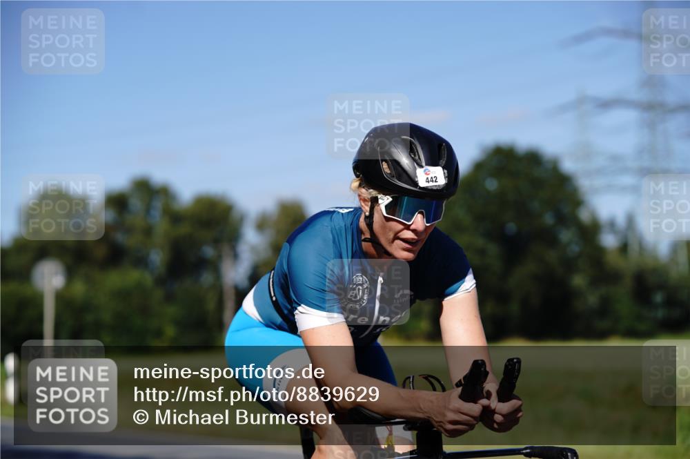 07.09.2025 - 19. Norderstedt Triathlon Michael Burmester http://msf.ph/oto/8839629 07.09.2025 14:44:49 Radfahren 442, 887 meine-sportfotos.de