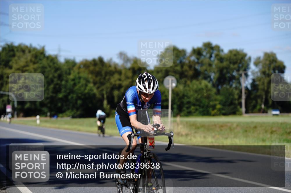 07.09.2025 - 19. Norderstedt Triathlon Michael Burmester http://msf.ph/oto/8839638 07.09.2025 14:44:53 Radfahren 387, 479, 887 meine-sportfotos.de