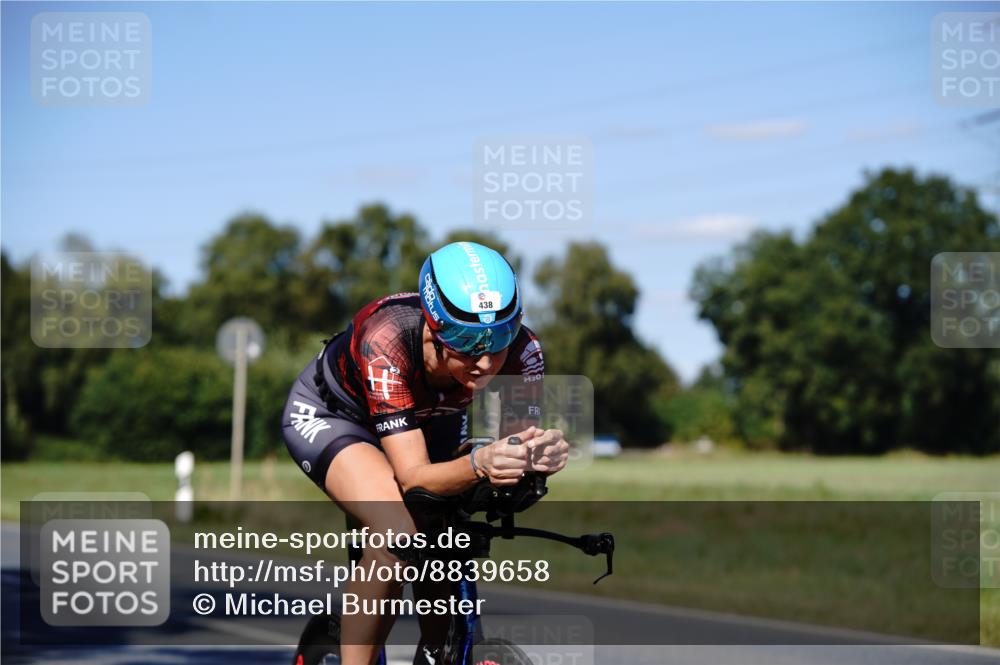 07.09.2025 - 19. Norderstedt Triathlon Michael Burmester http://msf.ph/oto/8839658 07.09.2025 14:44:59 Radfahren 369, 387, 438 meine-sportfotos.de