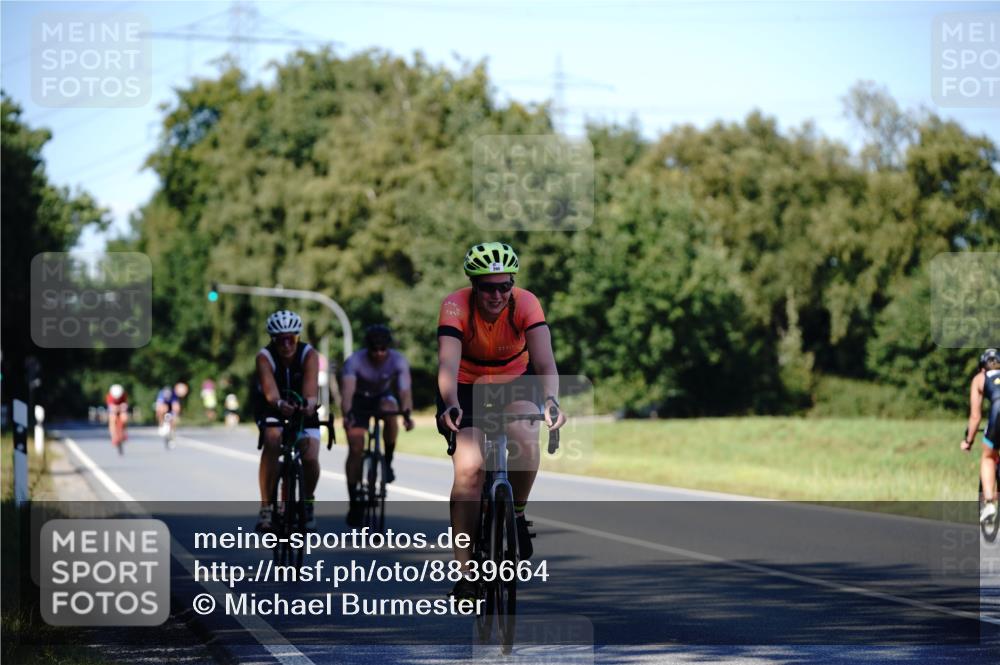 07.09.2025 - 19. Norderstedt Triathlon Michael Burmester http://msf.ph/oto/8839664 07.09.2025 14:45:18 Radfahren 390, 461, 872 meine-sportfotos.de