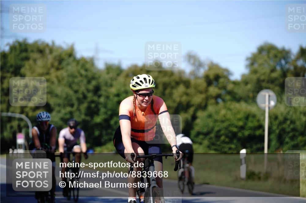 07.09.2025 - 19. Norderstedt Triathlon Michael Burmester http://msf.ph/oto/8839668 07.09.2025 14:45:19 Radfahren 390, 461, 872 meine-sportfotos.de