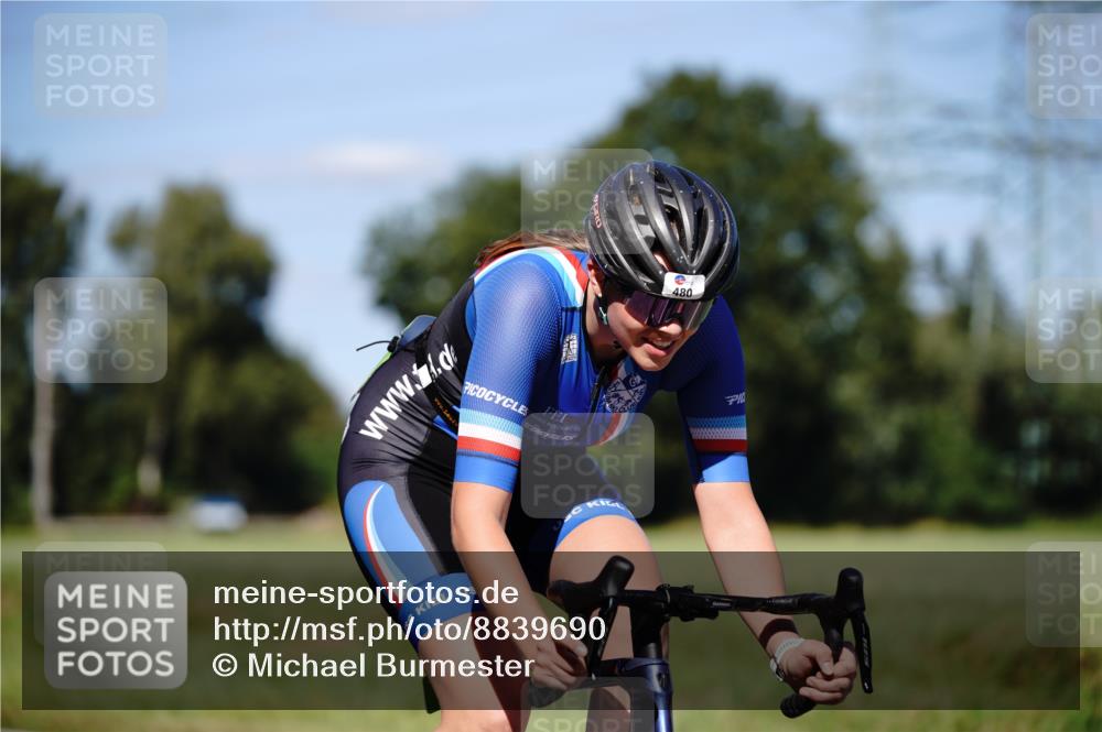 07.09.2025 - 19. Norderstedt Triathlon Michael Burmester http://msf.ph/oto/8839690 07.09.2025 14:45:28 Radfahren 480, 1498 meine-sportfotos.de