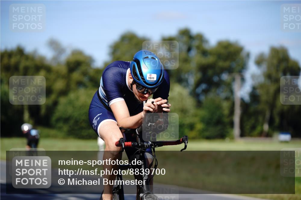 07.09.2025 - 19. Norderstedt Triathlon Michael Burmester http://msf.ph/oto/8839700 07.09.2025 14:45:39 Radfahren 1511 meine-sportfotos.de