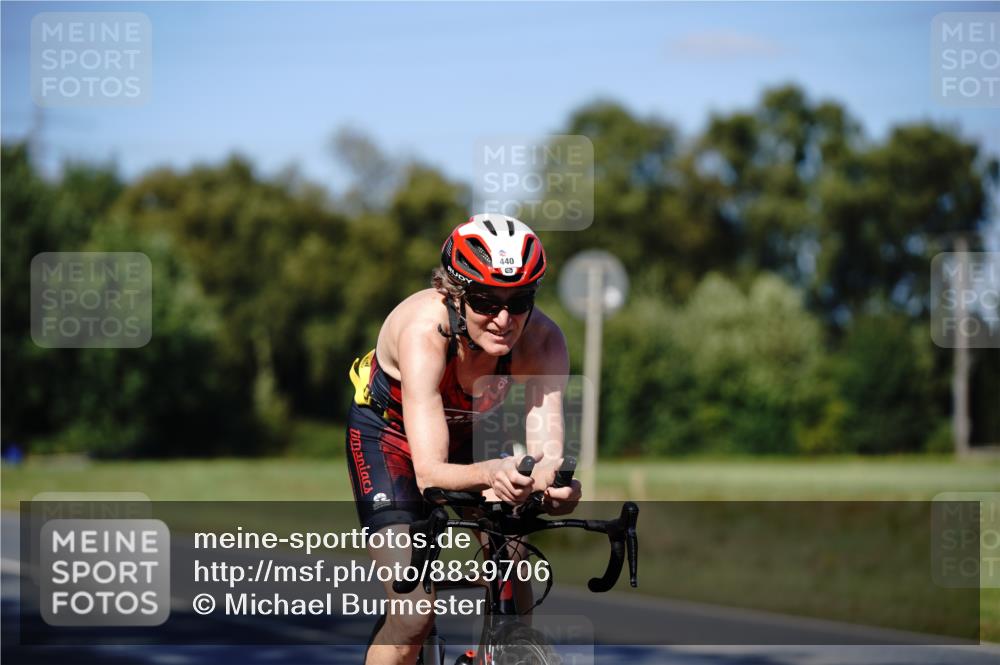 07.09.2025 - 19. Norderstedt Triathlon Michael Burmester http://msf.ph/oto/8839706 07.09.2025 14:45:45 Radfahren 440 meine-sportfotos.de