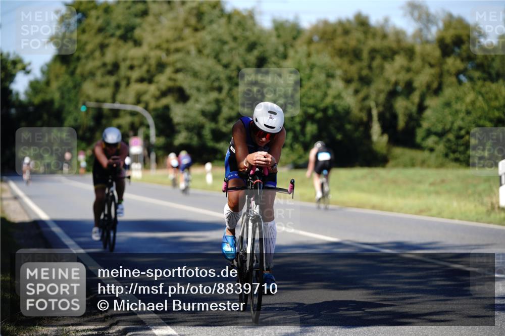 07.09.2025 - 19. Norderstedt Triathlon Michael Burmester http://msf.ph/oto/8839710 07.09.2025 14:46:07 Radfahren 477, 1504 meine-sportfotos.de