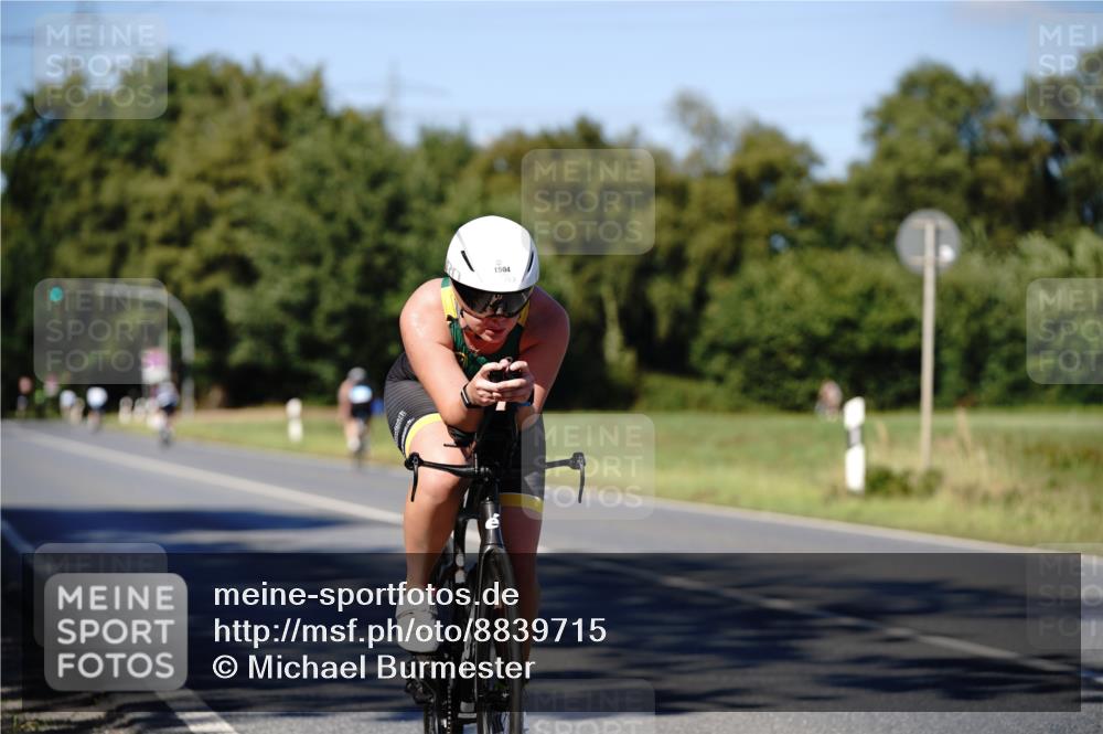 07.09.2025 - 19. Norderstedt Triathlon Michael Burmester http://msf.ph/oto/8839715 07.09.2025 14:46:09 Radfahren 477, 1504 meine-sportfotos.de