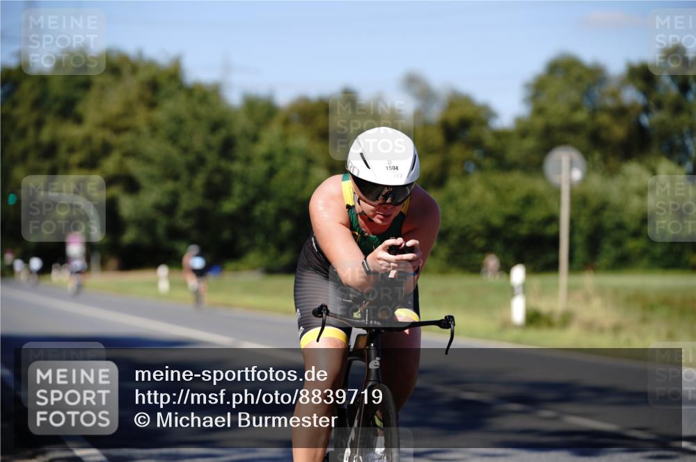 07.09.2025 - 19. Norderstedt Triathlon Michael Burmester http://msf.ph/oto/8839719 07.09.2025 14:46:09 Radfahren 477, 1504 meine-sportfotos.de