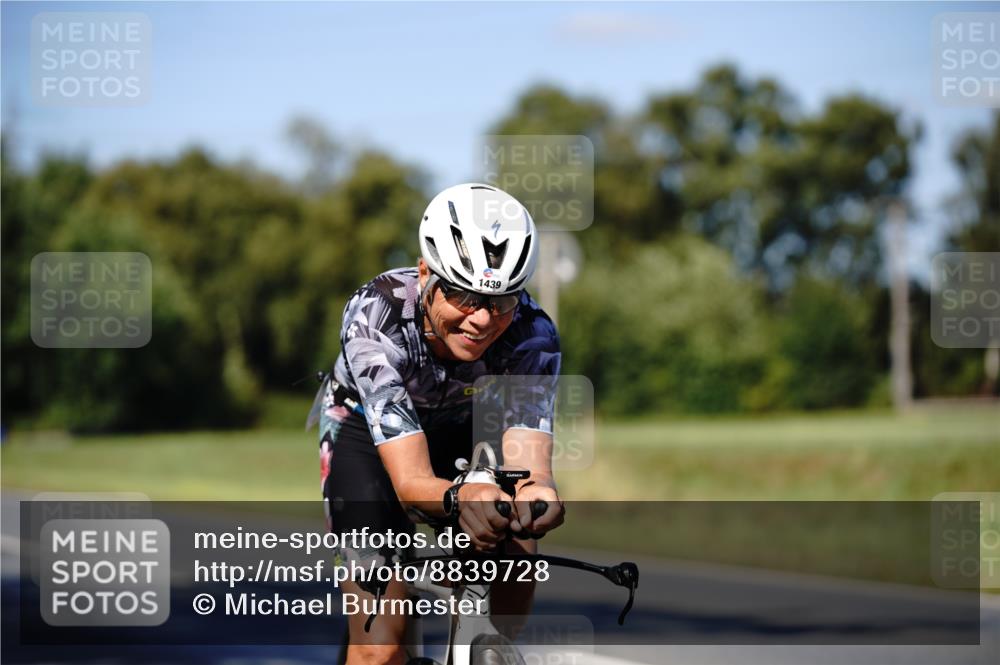 07.09.2025 - 19. Norderstedt Triathlon Michael Burmester http://msf.ph/oto/8839728 07.09.2025 14:46:18 Radfahren 1439 meine-sportfotos.de