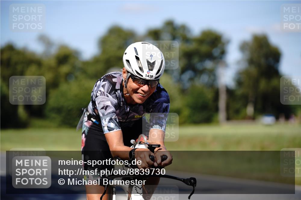 07.09.2025 - 19. Norderstedt Triathlon Michael Burmester http://msf.ph/oto/8839730 07.09.2025 14:46:18 Radfahren 1439 meine-sportfotos.de