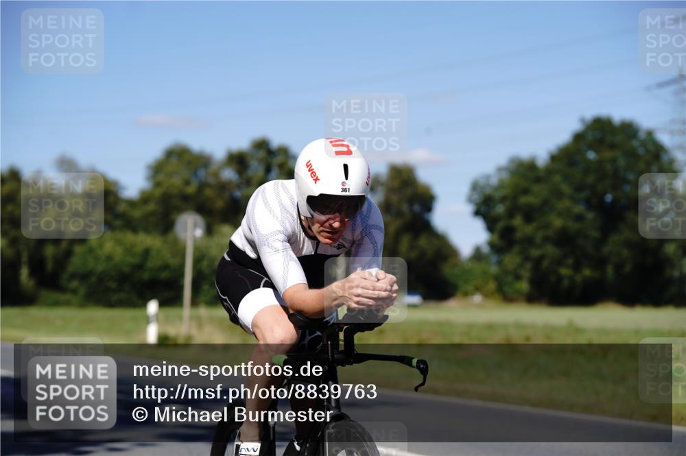 07.09.2025 - 19. Norderstedt Triathlon Michael Burmester http://msf.ph/oto/8839763 07.09.2025 14:47:16 Radfahren 361 meine-sportfotos.de