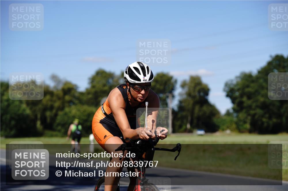 07.09.2025 - 19. Norderstedt Triathlon Michael Burmester http://msf.ph/oto/8839767 07.09.2025 14:47:20 Radfahren 455, 458 meine-sportfotos.de