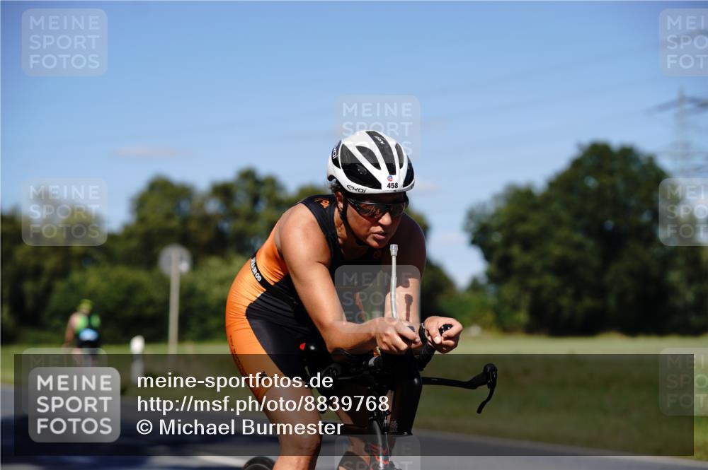 07.09.2025 - 19. Norderstedt Triathlon Michael Burmester http://msf.ph/oto/8839768 07.09.2025 14:47:20 Radfahren 455, 458 meine-sportfotos.de