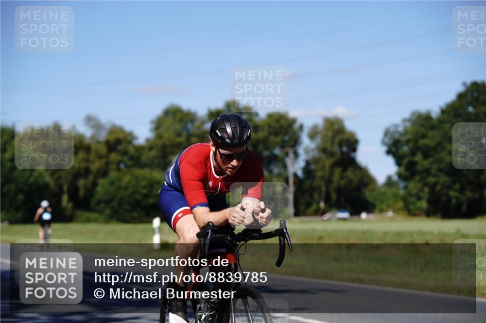 07.09.2025 - 19. Norderstedt Triathlon Michael Burmester http://msf.ph/oto/8839785 07.09.2025 14:47:35 Radfahren 1029, 1497 meine-sportfotos.de