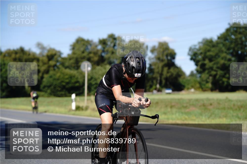 07.09.2025 - 19. Norderstedt Triathlon Michael Burmester http://msf.ph/oto/8839789 07.09.2025 14:47:41 Radfahren 447 meine-sportfotos.de