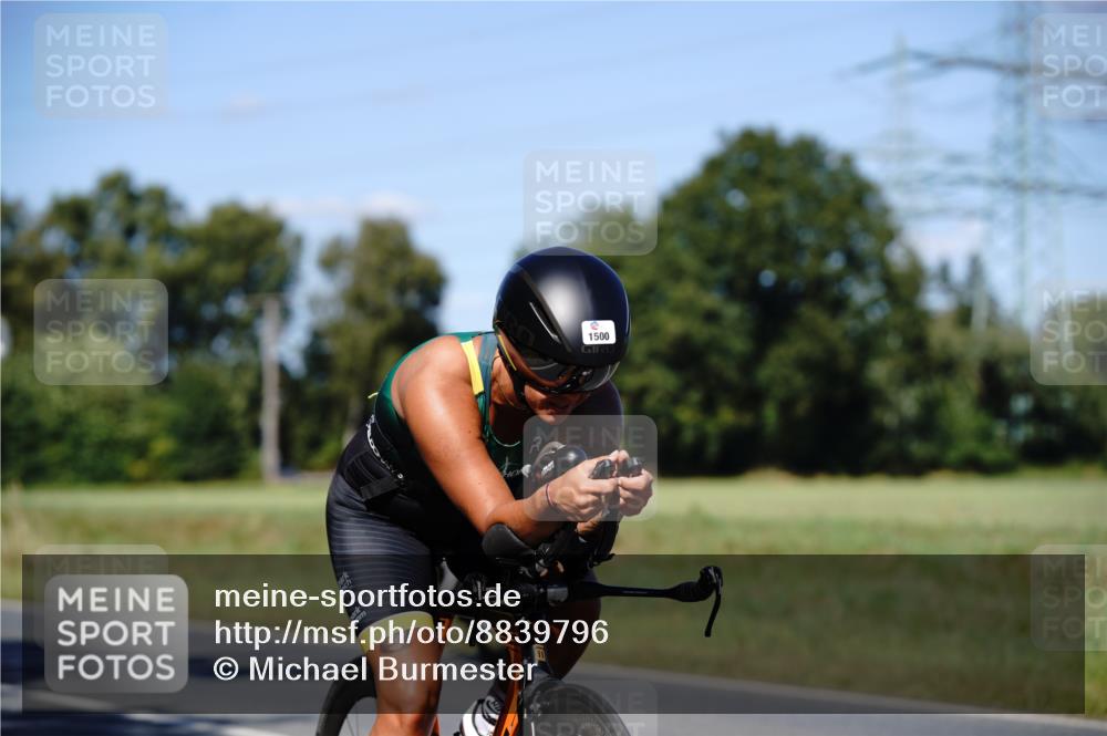 07.09.2025 - 19. Norderstedt Triathlon Michael Burmester http://msf.ph/oto/8839796 07.09.2025 14:47:54 Radfahren 1406, 1500 meine-sportfotos.de