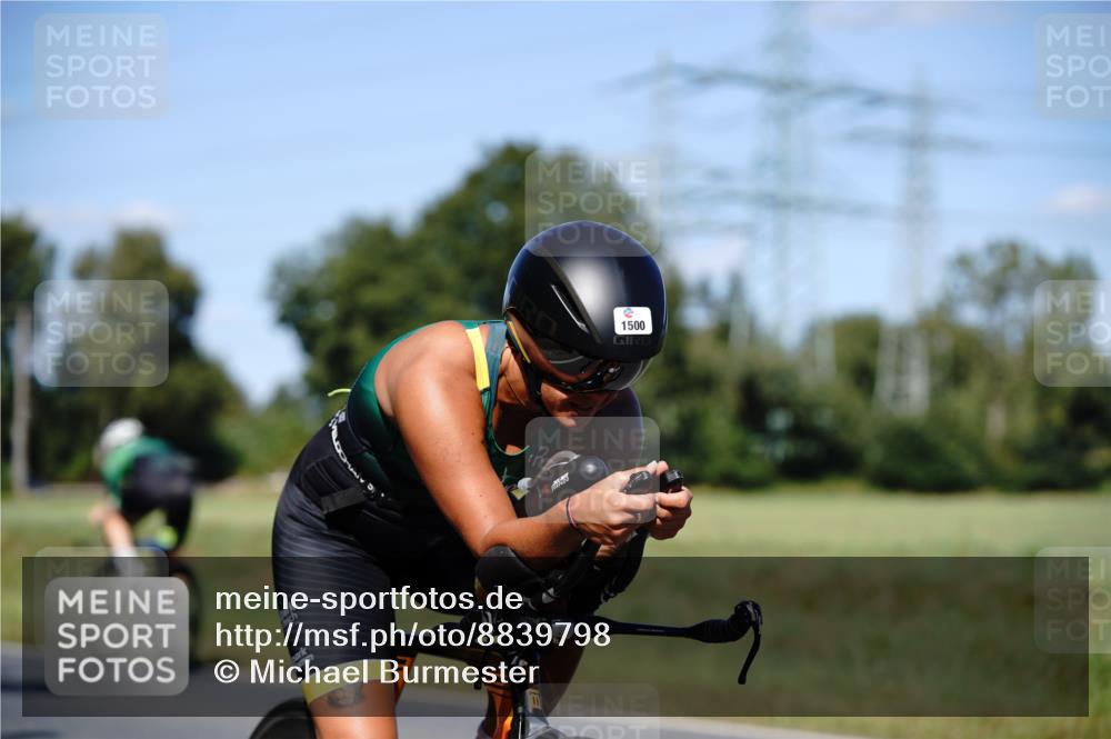 07.09.2025 - 19. Norderstedt Triathlon Michael Burmester http://msf.ph/oto/8839798 07.09.2025 14:47:54 Radfahren 1406, 1500 meine-sportfotos.de