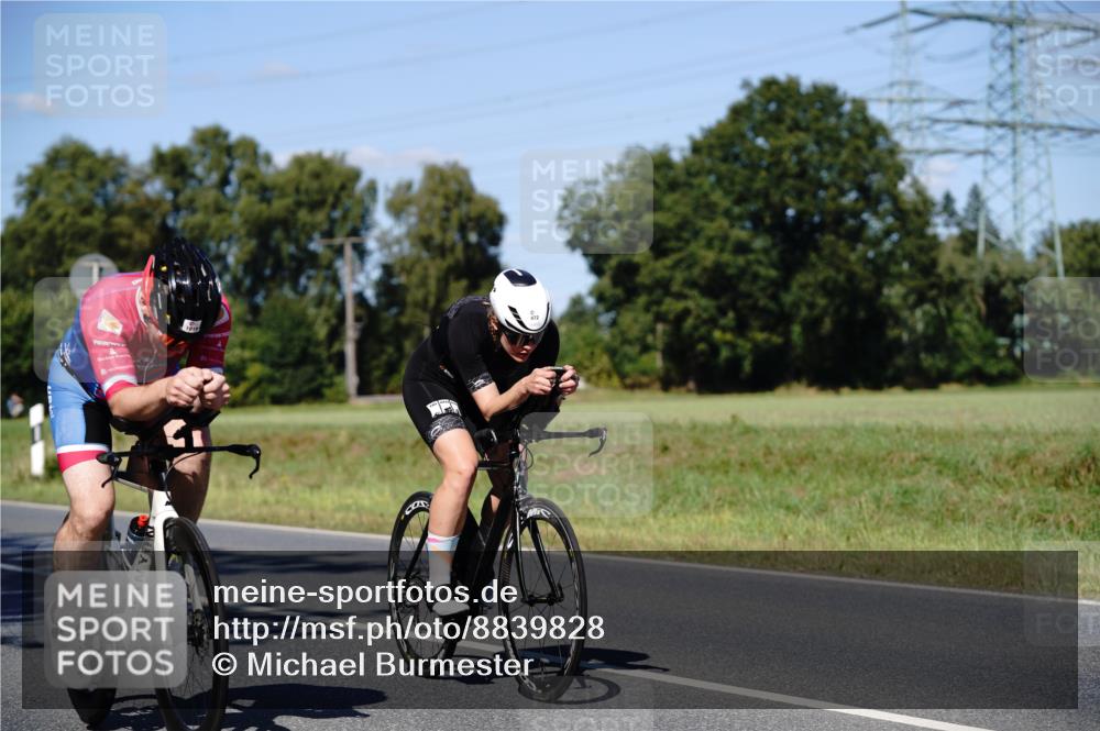 07.09.2025 - 19. Norderstedt Triathlon Michael Burmester http://msf.ph/oto/8839828 07.09.2025 14:48:28 Radfahren 457, 472, 1019 meine-sportfotos.de
