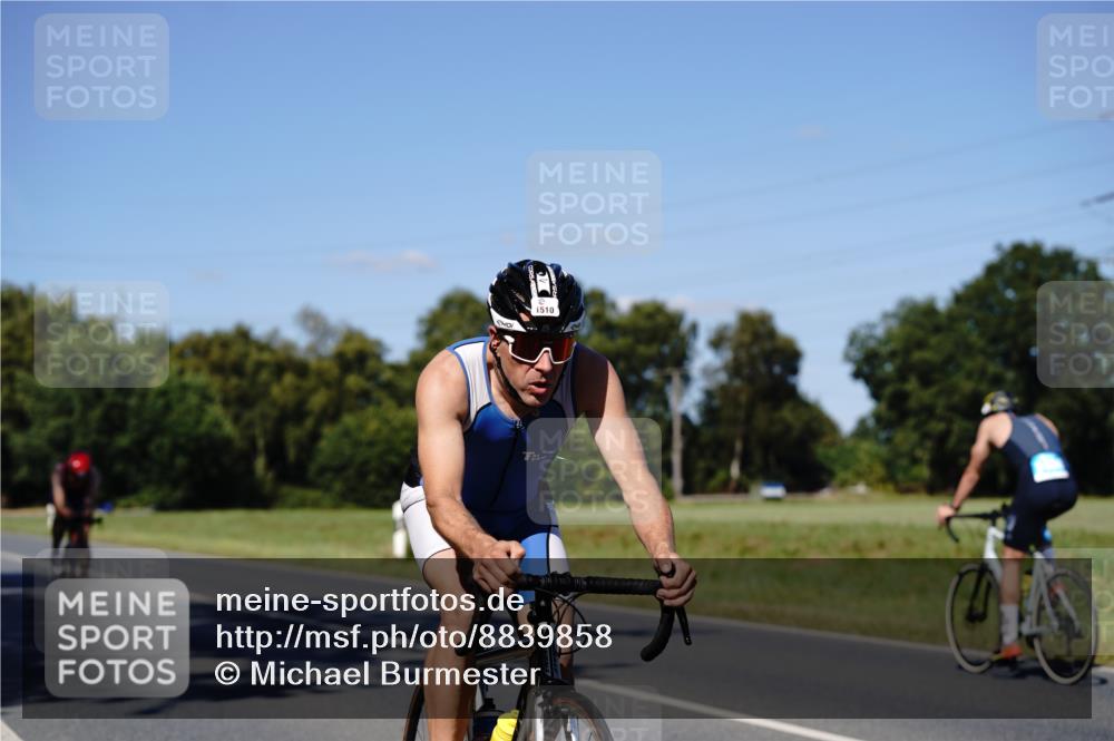 07.09.2025 - 19. Norderstedt Triathlon Michael Burmester http://msf.ph/oto/8839858 07.09.2025 14:48:54 Radfahren 410, 465, 908, 1510 meine-sportfotos.de