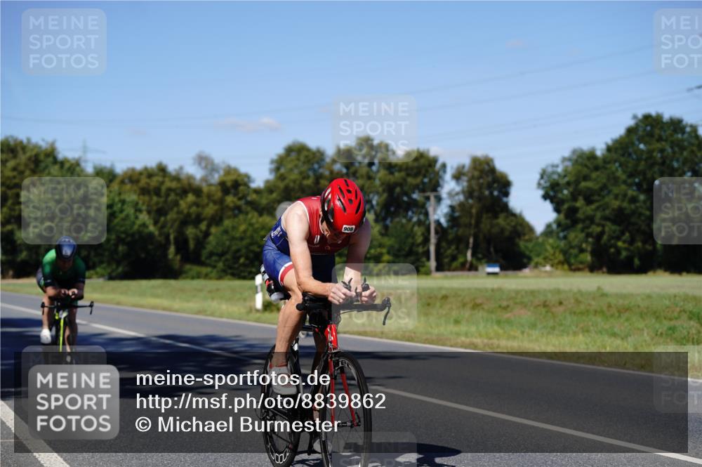 07.09.2025 - 19. Norderstedt Triathlon Michael Burmester http://msf.ph/oto/8839862 07.09.2025 14:48:56 Radfahren 465, 908, 1510 meine-sportfotos.de