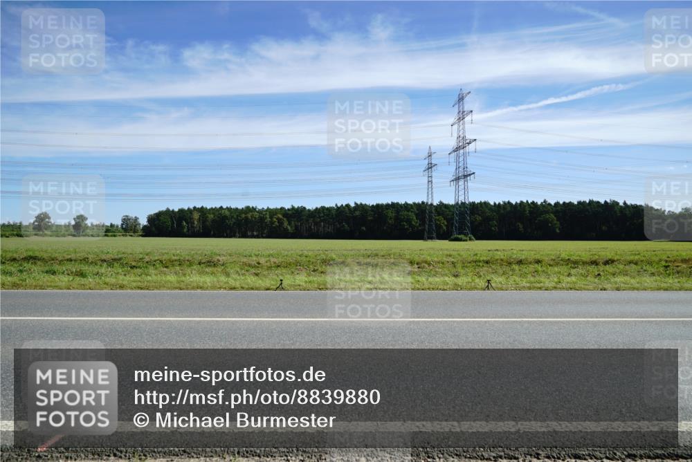 07.09.2025 - 19. Norderstedt Triathlon Michael Burmester http://msf.ph/oto/8839880 07.09.2025 12:16:45 Radfahren  meine-sportfotos.de