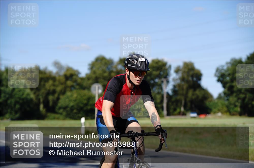 07.09.2025 - 19. Norderstedt Triathlon Michael Burmester http://msf.ph/oto/8839881 07.09.2025 14:49:07 Radfahren 374, 1489 meine-sportfotos.de