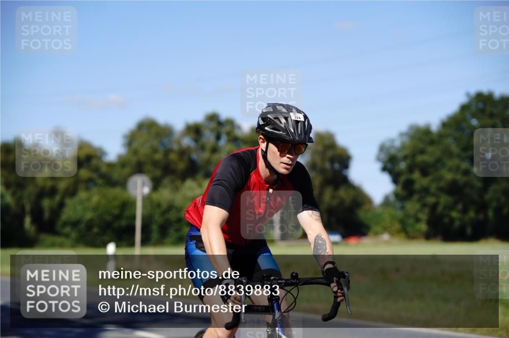 07.09.2025 - 19. Norderstedt Triathlon Michael Burmester http://msf.ph/oto/8839883 07.09.2025 14:49:07 Radfahren 374, 1489 meine-sportfotos.de