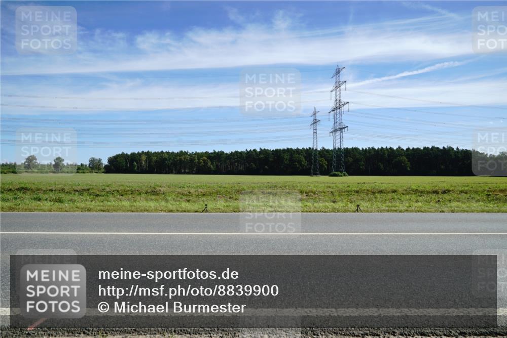 07.09.2025 - 19. Norderstedt Triathlon Michael Burmester http://msf.ph/oto/8839900 07.09.2025 12:16:51 Radfahren  meine-sportfotos.de