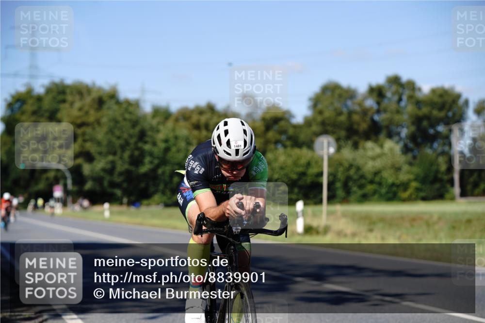 07.09.2025 - 19. Norderstedt Triathlon Michael Burmester http://msf.ph/oto/8839901 07.09.2025 14:49:22 Radfahren 1481 meine-sportfotos.de