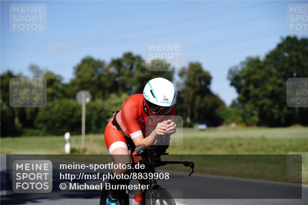 07.09.2025 - 19. Norderstedt Triathlon Michael Burmester http://msf.ph/oto/8839908 07.09.2025 14:49:28 Radfahren 398, 1404, 1430 meine-sportfotos.de
