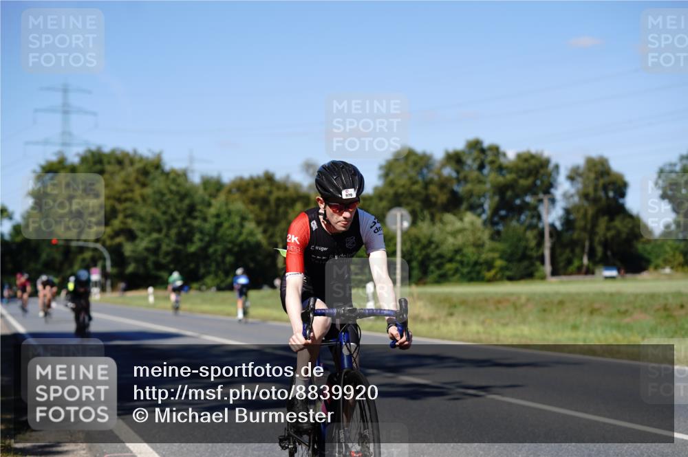 07.09.2025 - 19. Norderstedt Triathlon Michael Burmester http://msf.ph/oto/8839920 07.09.2025 14:49:36 Radfahren 970, 1507 meine-sportfotos.de