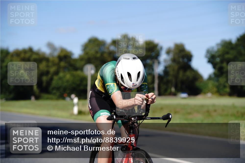 07.09.2025 - 19. Norderstedt Triathlon Michael Burmester http://msf.ph/oto/8839925 07.09.2025 14:49:38 Radfahren 900, 970, 1465, 1484, 1507 meine-sportfotos.de