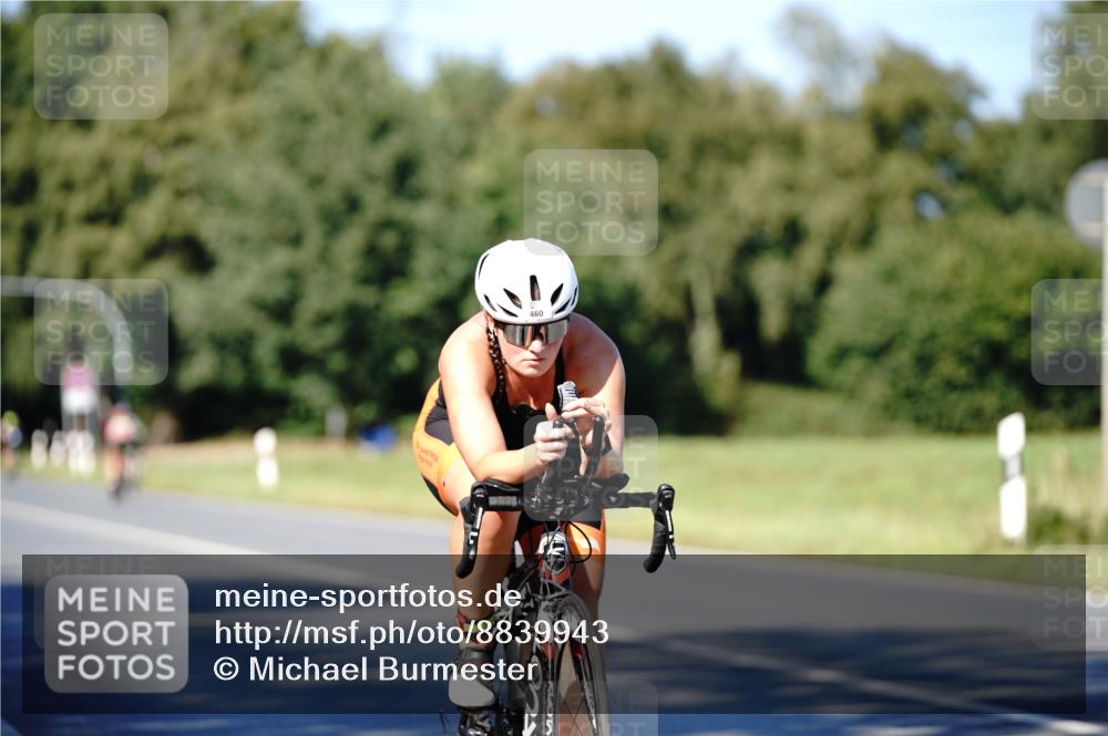 07.09.2025 - 19. Norderstedt Triathlon Michael Burmester http://msf.ph/oto/8839943 07.09.2025 14:50:02 Radfahren 460 meine-sportfotos.de