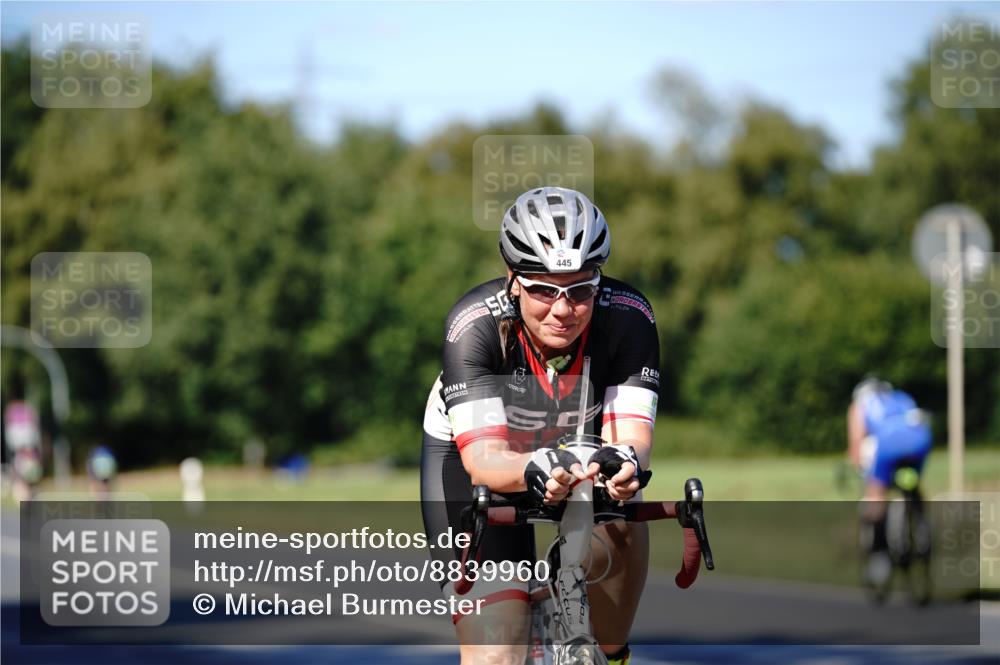 07.09.2025 - 19. Norderstedt Triathlon Michael Burmester http://msf.ph/oto/8839960 07.09.2025 14:50:17 Radfahren 445 meine-sportfotos.de
