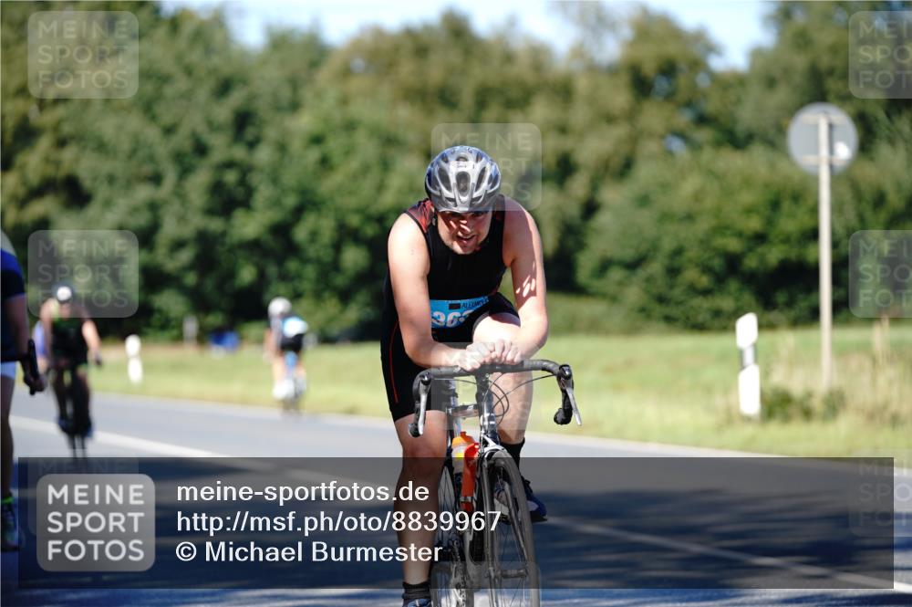 07.09.2025 - 19. Norderstedt Triathlon Michael Burmester http://msf.ph/oto/8839967 07.09.2025 14:50:24 Radfahren 363, 476, 1431, 1470 meine-sportfotos.de