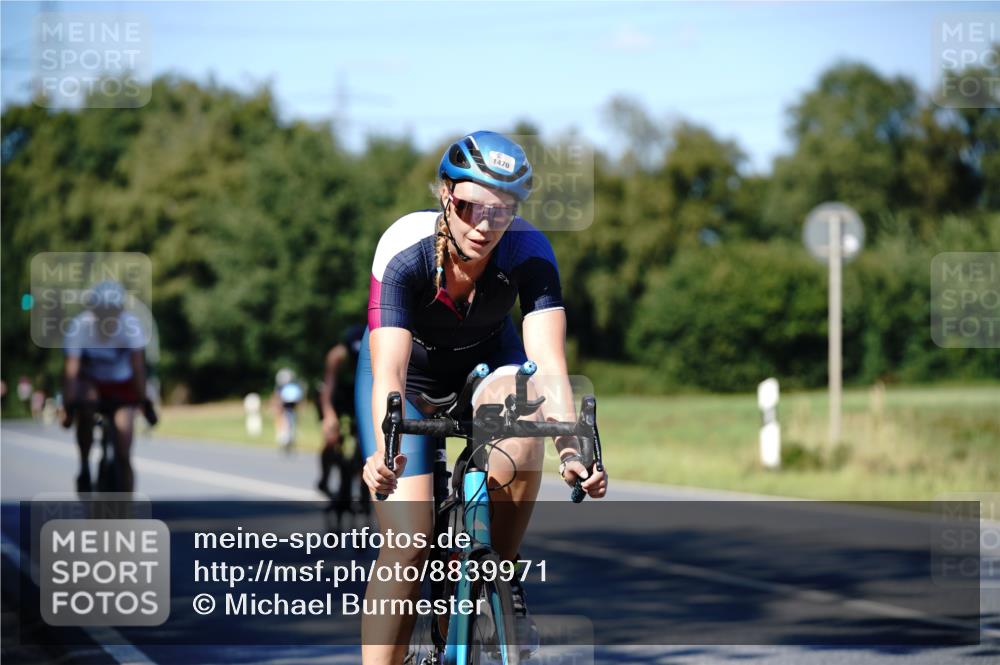 07.09.2025 - 19. Norderstedt Triathlon Michael Burmester http://msf.ph/oto/8839971 07.09.2025 14:50:25 Radfahren 363, 476, 1431, 1470 meine-sportfotos.de