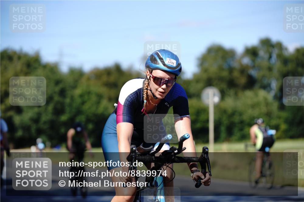 07.09.2025 - 19. Norderstedt Triathlon Michael Burmester http://msf.ph/oto/8839974 07.09.2025 14:50:25 Radfahren 363, 476, 1431, 1470 meine-sportfotos.de