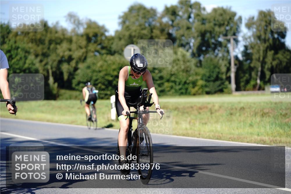 07.09.2025 - 19. Norderstedt Triathlon Michael Burmester http://msf.ph/oto/8839976 07.09.2025 14:50:26 Radfahren 363, 476, 1431, 1470 meine-sportfotos.de