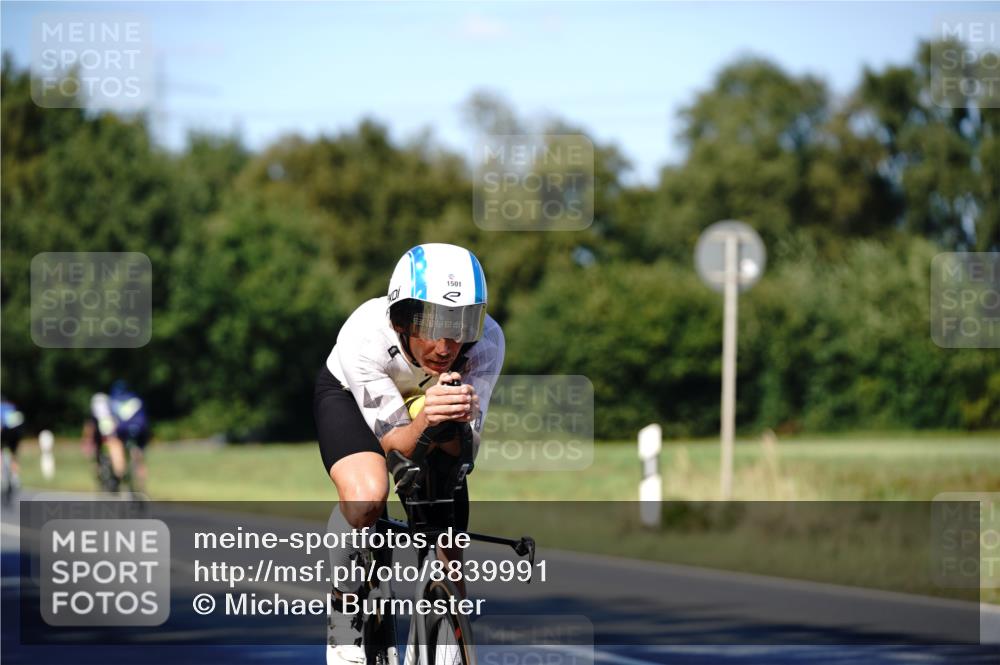07.09.2025 - 19. Norderstedt Triathlon Michael Burmester http://msf.ph/oto/8839991 07.09.2025 14:50:36 Radfahren 450, 1501 meine-sportfotos.de