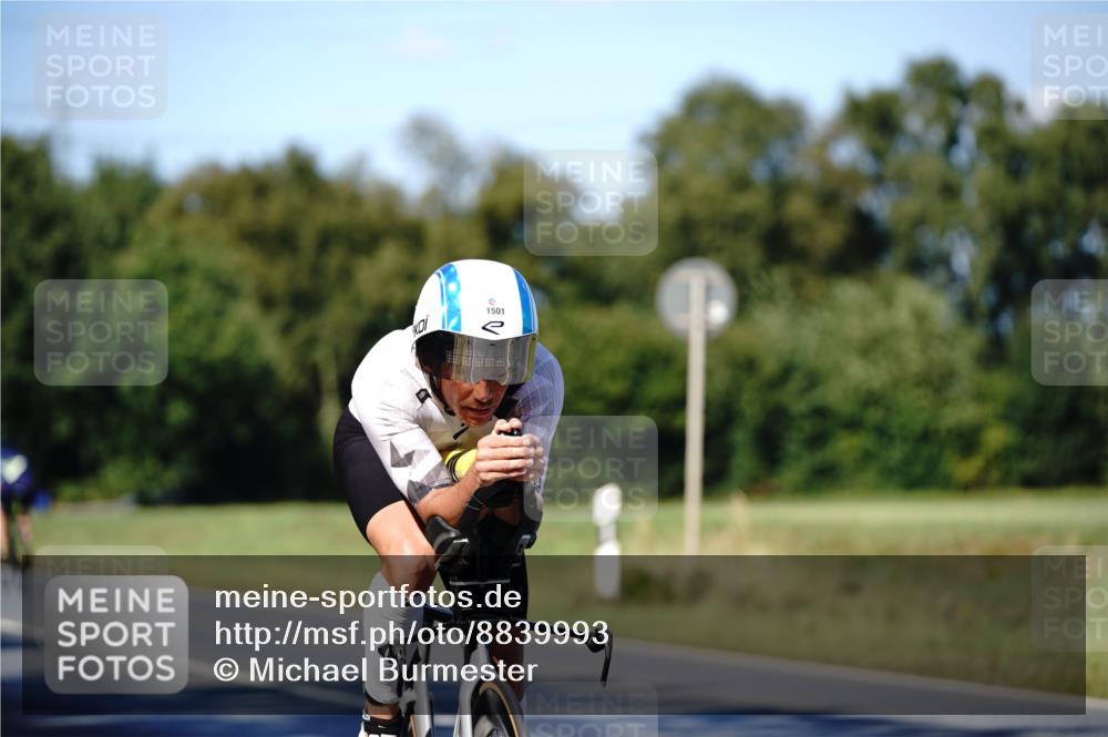 07.09.2025 - 19. Norderstedt Triathlon Michael Burmester http://msf.ph/oto/8839993 07.09.2025 14:50:36 Radfahren 450, 1501 meine-sportfotos.de