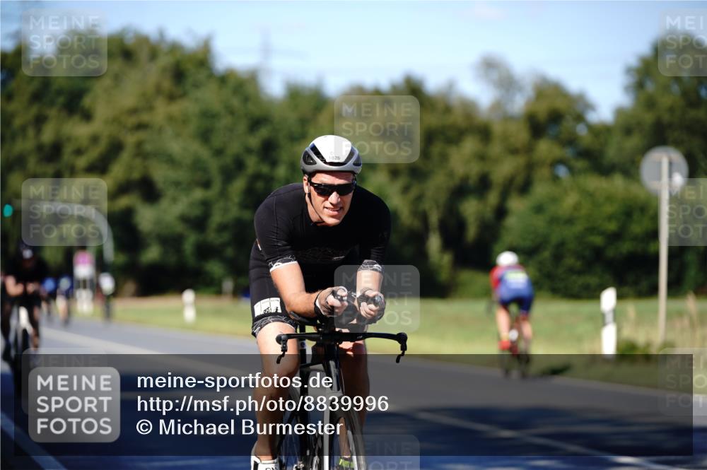 07.09.2025 - 19. Norderstedt Triathlon Michael Burmester http://msf.ph/oto/8839996 07.09.2025 14:50:40 Radfahren 877, 1026 meine-sportfotos.de