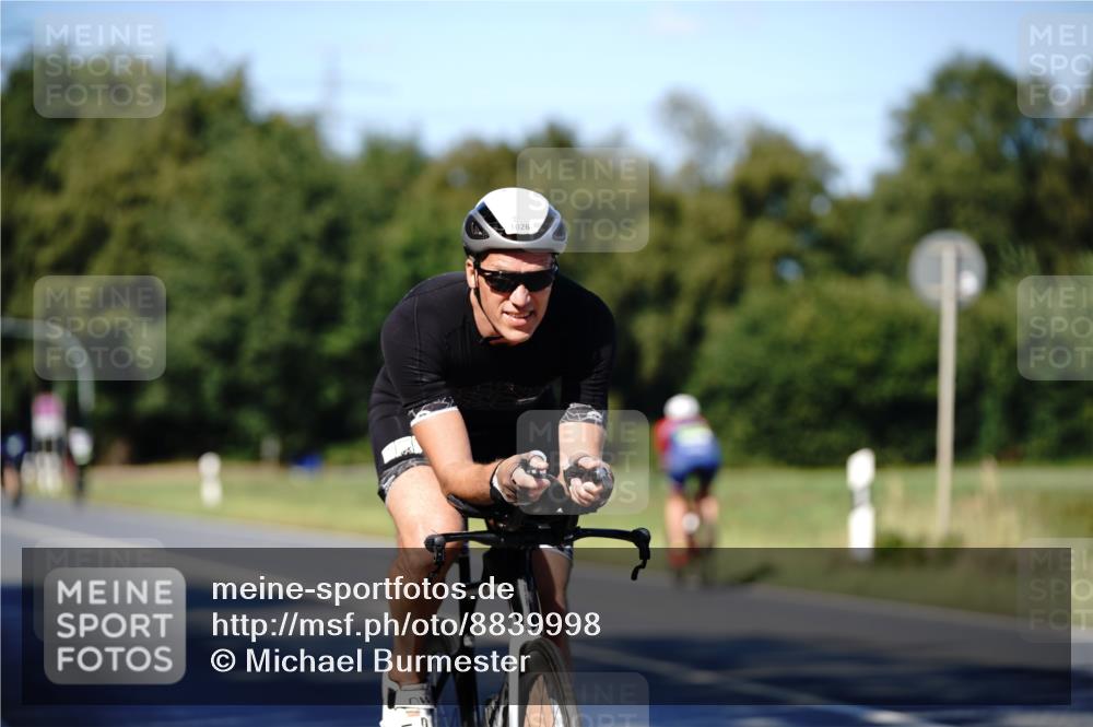 07.09.2025 - 19. Norderstedt Triathlon Michael Burmester http://msf.ph/oto/8839998 07.09.2025 14:50:40 Radfahren 877, 1026 meine-sportfotos.de