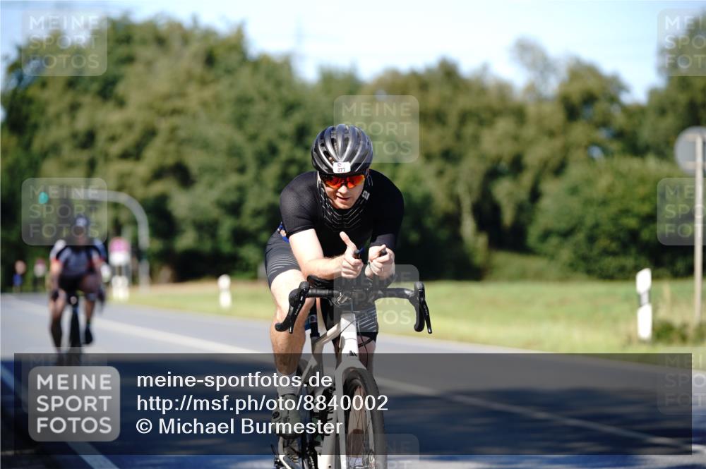 07.09.2025 - 19. Norderstedt Triathlon Michael Burmester http://msf.ph/oto/8840002 07.09.2025 14:50:42 Radfahren 863, 877, 1026 meine-sportfotos.de