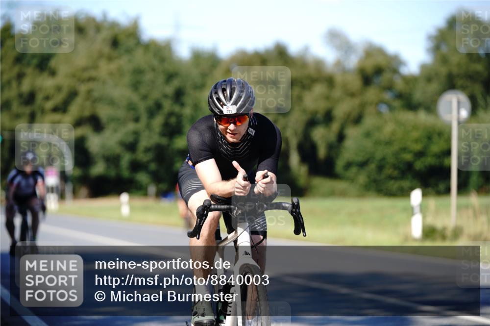 07.09.2025 - 19. Norderstedt Triathlon Michael Burmester http://msf.ph/oto/8840003 07.09.2025 14:50:42 Radfahren 863, 877, 1026 meine-sportfotos.de