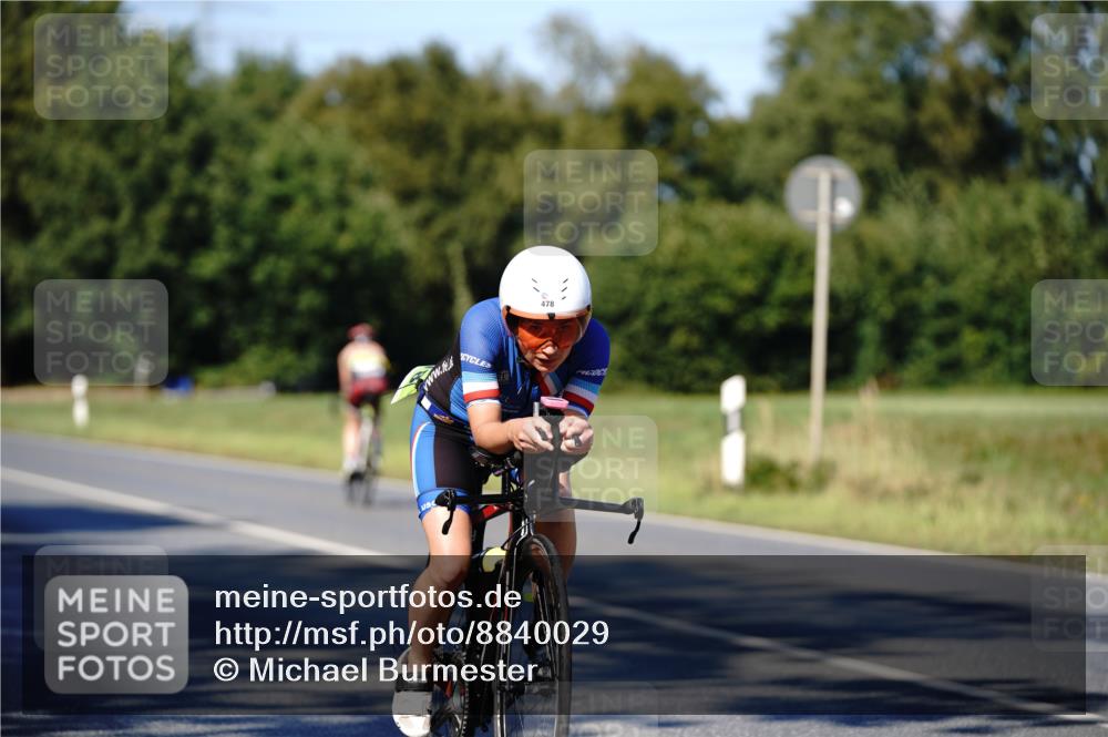 07.09.2025 - 19. Norderstedt Triathlon Michael Burmester http://msf.ph/oto/8840029 07.09.2025 14:51:05 Radfahren 399, 478 meine-sportfotos.de