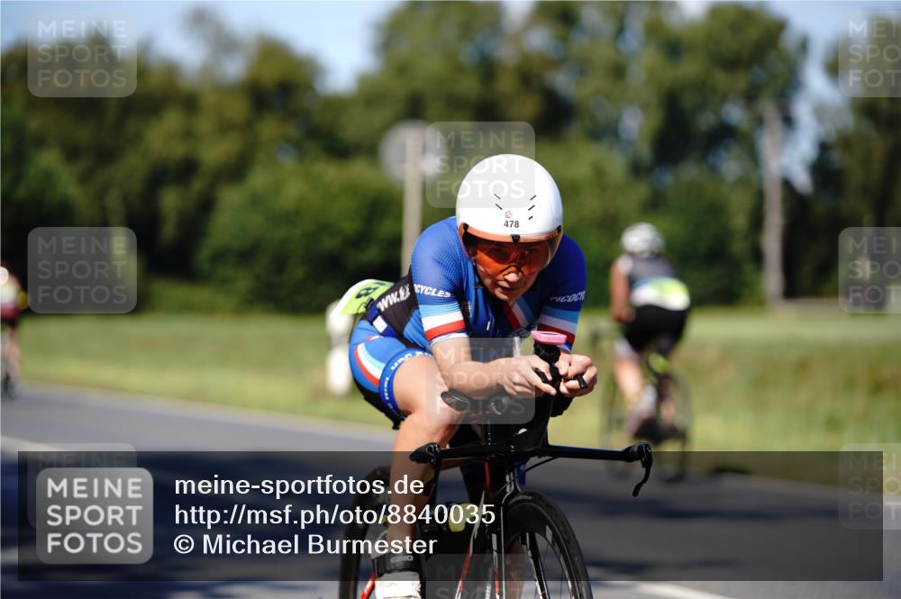07.09.2025 - 19. Norderstedt Triathlon Michael Burmester http://msf.ph/oto/8840035 07.09.2025 14:51:05 Radfahren 399, 478 meine-sportfotos.de