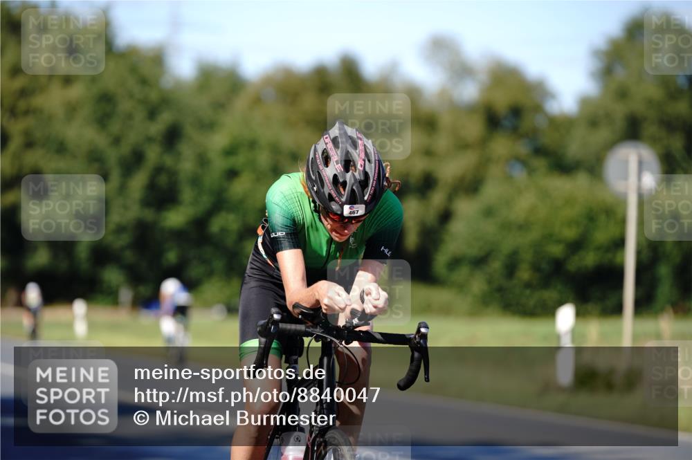 07.09.2025 - 19. Norderstedt Triathlon Michael Burmester http://msf.ph/oto/8840047 07.09.2025 14:51:15 Radfahren 466, 467 meine-sportfotos.de